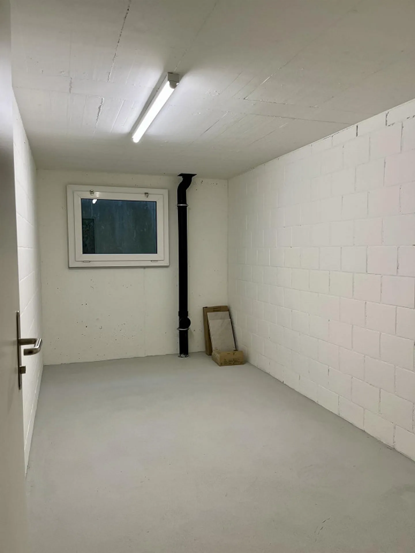 First occupancy after complete renovation - 109 m2 with balcony and lift - Photo 26 of 31