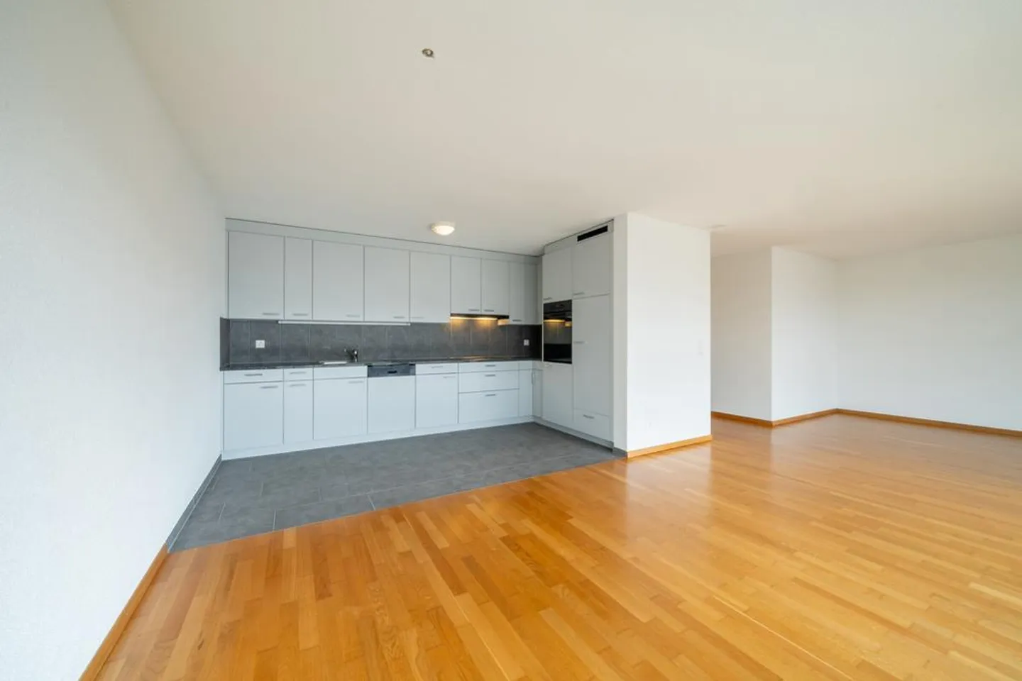 eine gemütliche 3.5 Zimmer im 2. OG - Ihr neues Zuhause in Küttigen - Foto 5 von 10