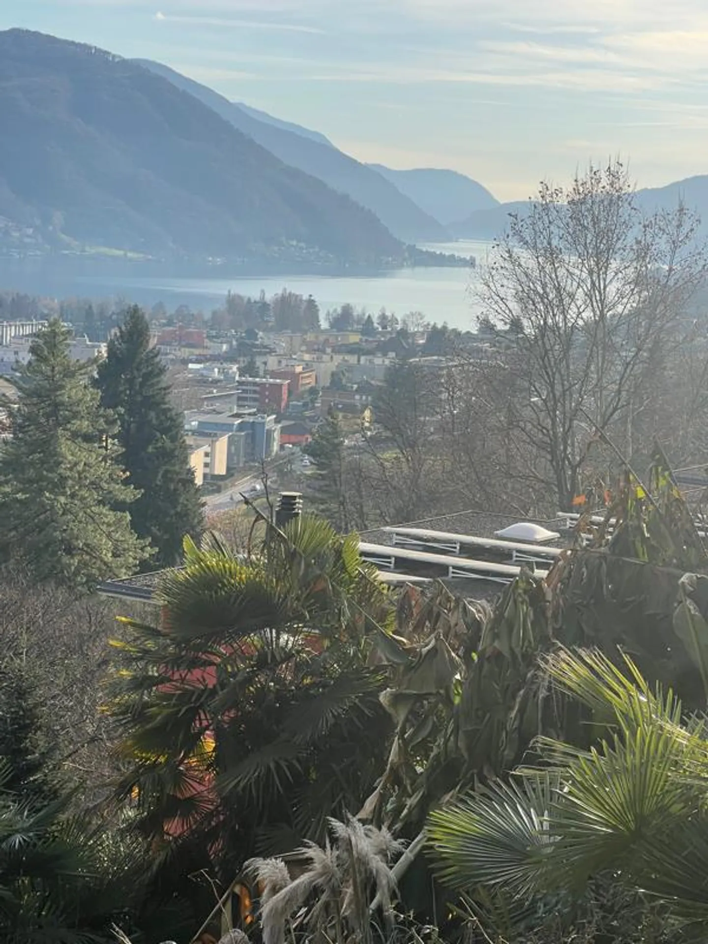 Villa con vista lago ad Agno - Foto 8 di 10