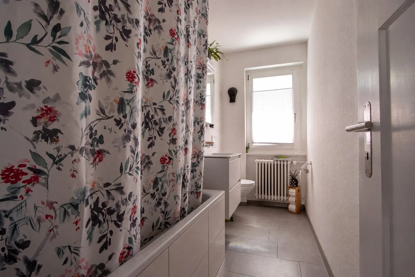 Charmante 2.5-Zimmer Wohnung - Foto 3 von 8