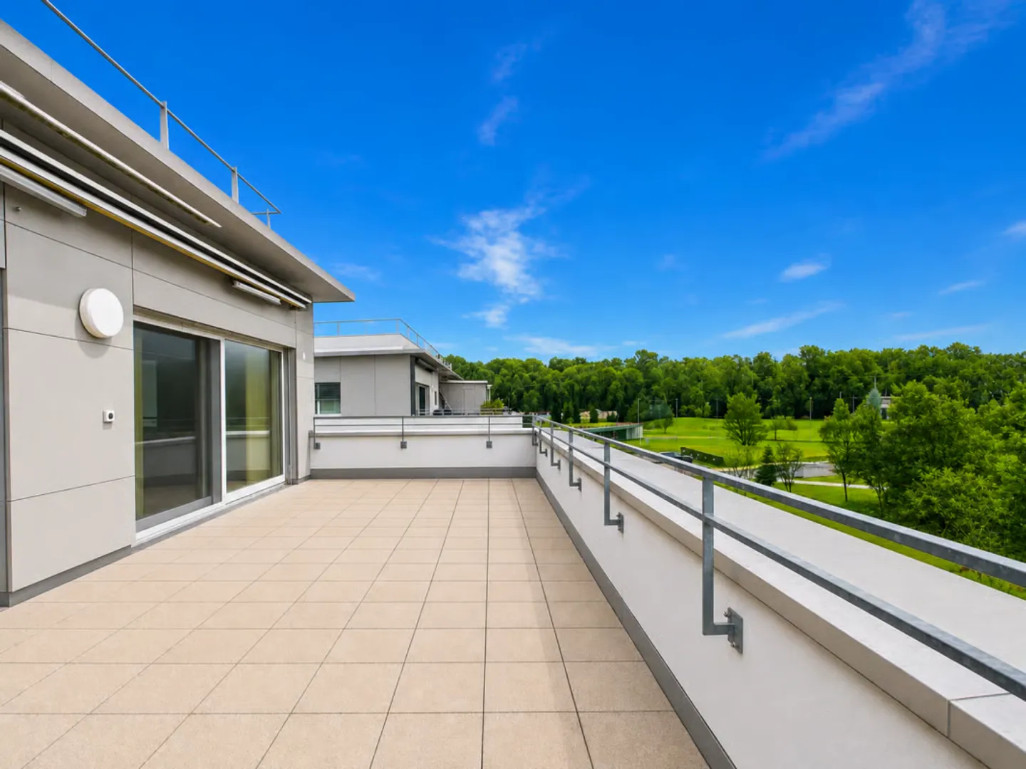 Exclusive Penthouse with Terrace - Photo 12 of 12