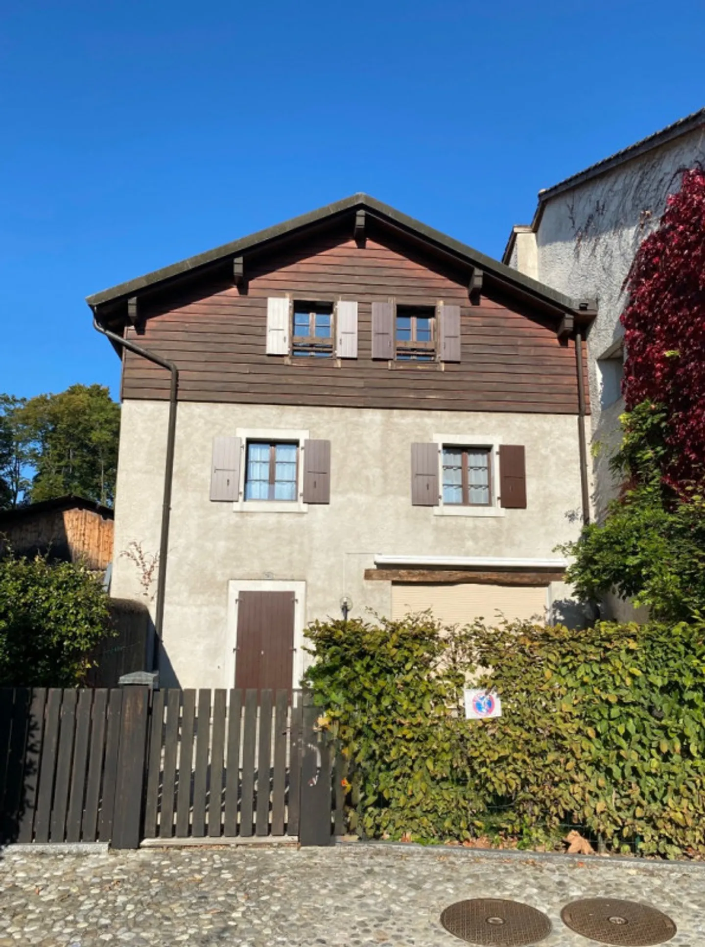 Maison Familiale Charmante à Hermance - Photo 1 sur 9