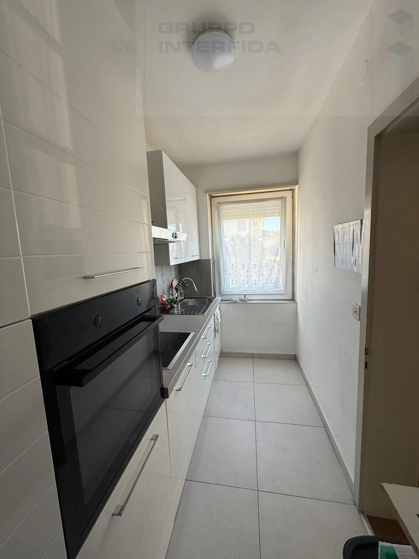 SPACIEUX 3.5 PIÈCES AVEC BALCON ET PLACE DE PARKING - Photo 4 sur 8