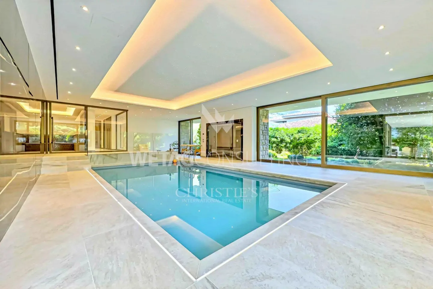 Lugano-Magliaso: magnifica villa con piscina interna, direttamente sul lago di Lugano - Foto 5 di 13