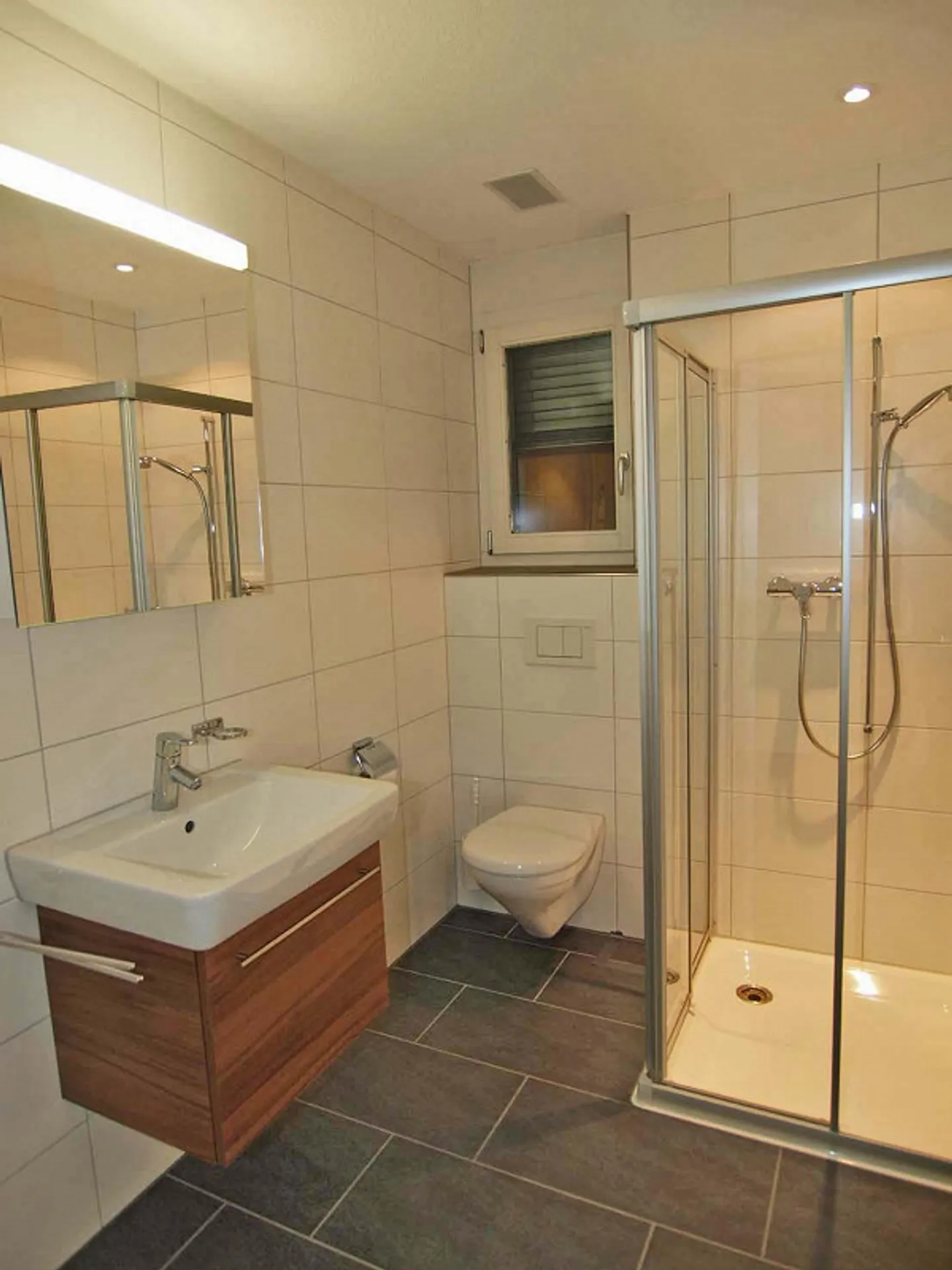 Appartamento giardino 4.5 stanze - centrale e tranquillo - Foto 6 di 13