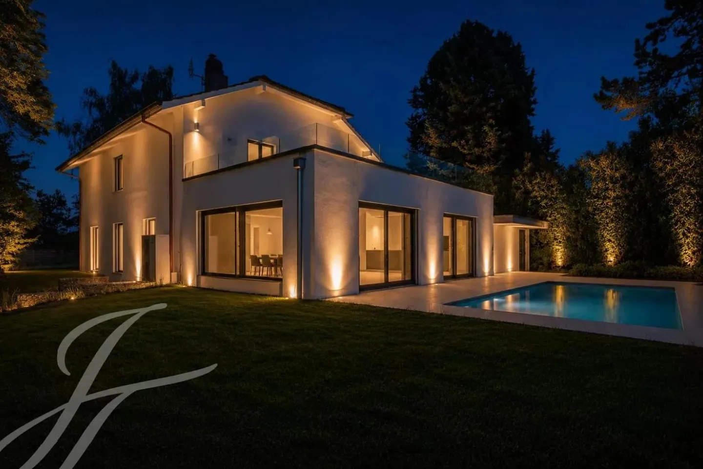 7-Zimmer-Haus - Foto 1 von 13