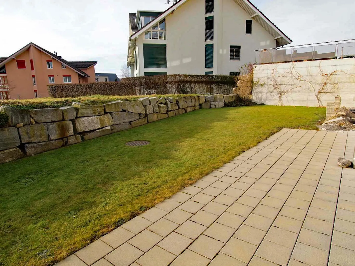 Appartamento giardino 4.5 stanze - centrale e tranquillo - Foto 11 di 13