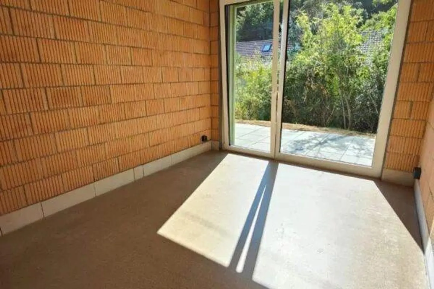 ZU VERMIETEN - Wunderschöne 2,5-Zimmer-Wohnung von 56 m² ? hell und mit direktem Zugang zum Garten - Foto 6 von 6