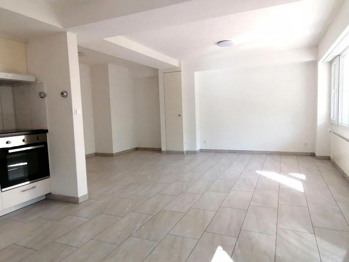 Zentrale Erdgeschosswohnung - Foto 3 von 10