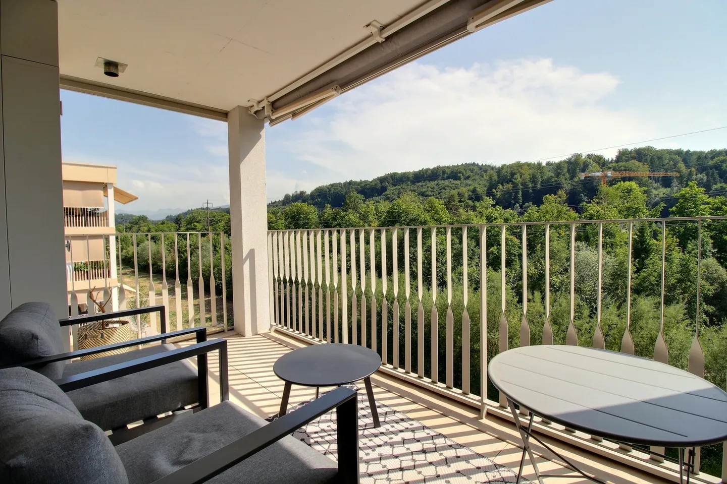 Magnificent 3.5-room apartment for rent - Photo 2 of 11