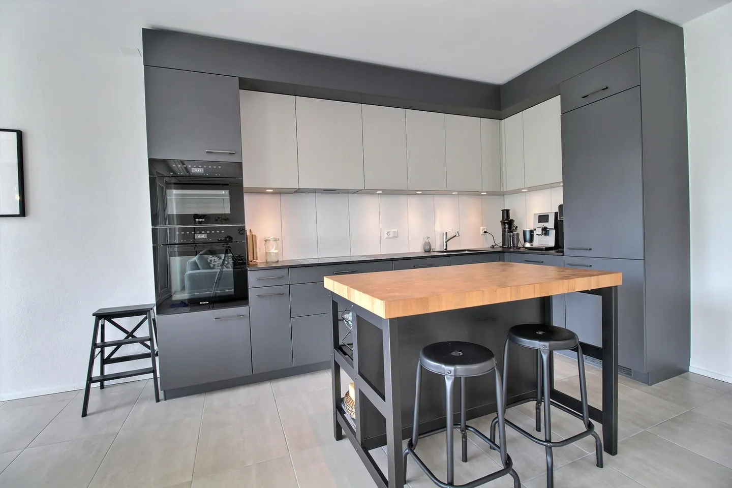 Magnificent 3.5-room apartment for rent - Photo 3 of 11