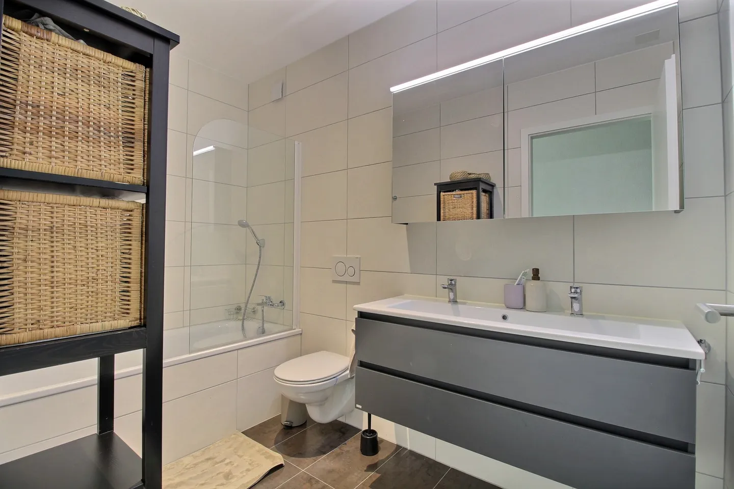 Magnificent 3.5-room apartment for rent - Photo 9 of 11