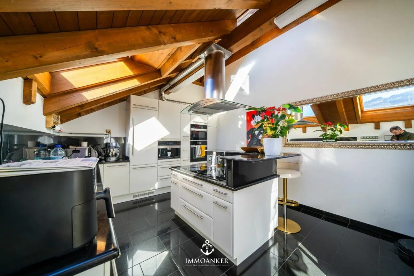 Exclusive 6.5-room penthouse apartment with lift directly into the apartment - Seepark Altendorf - Photo 10 of 13