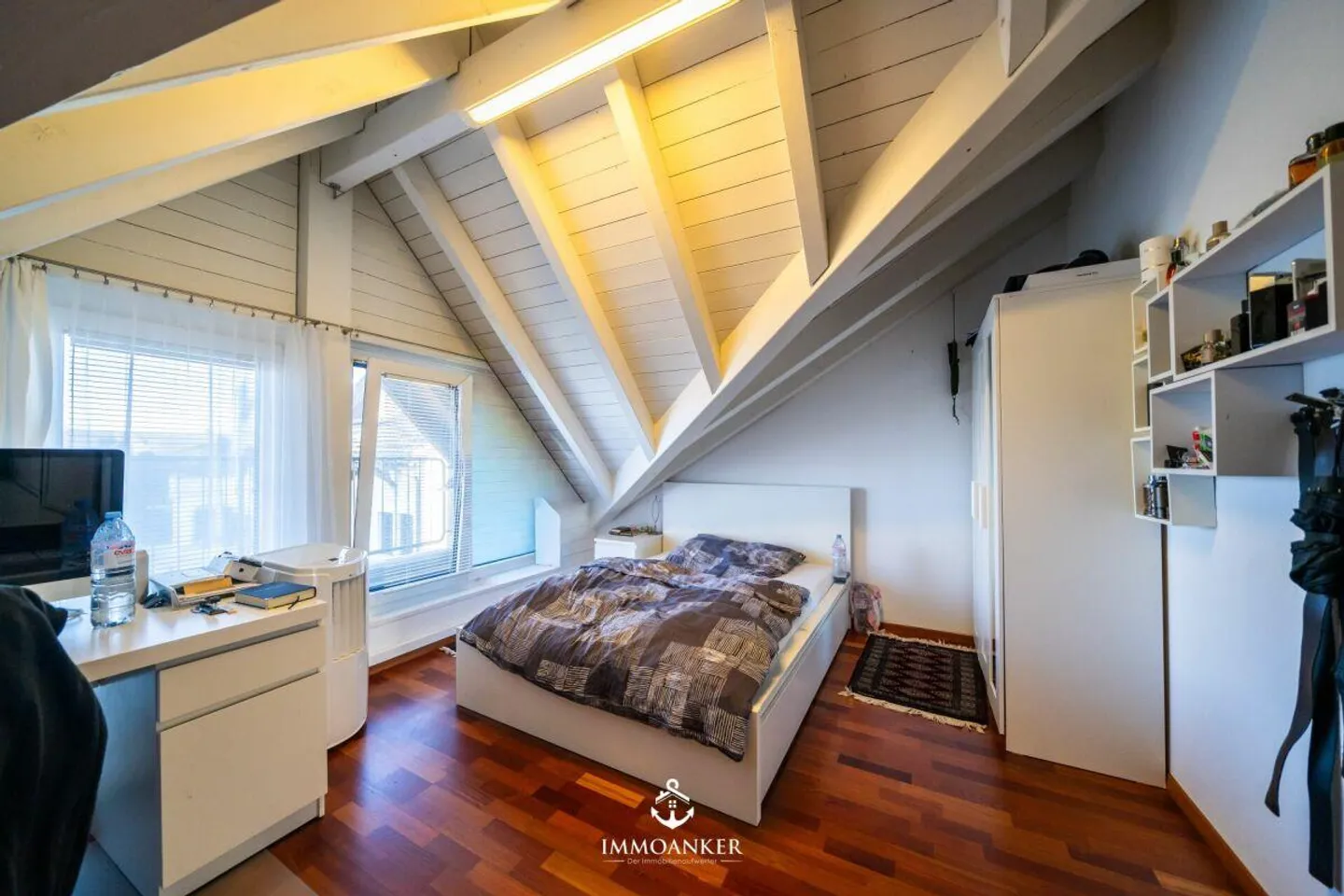 Exclusive 6.5-room penthouse apartment with lift directly into the apartment - Seepark Altendorf - Photo 11 of 13
