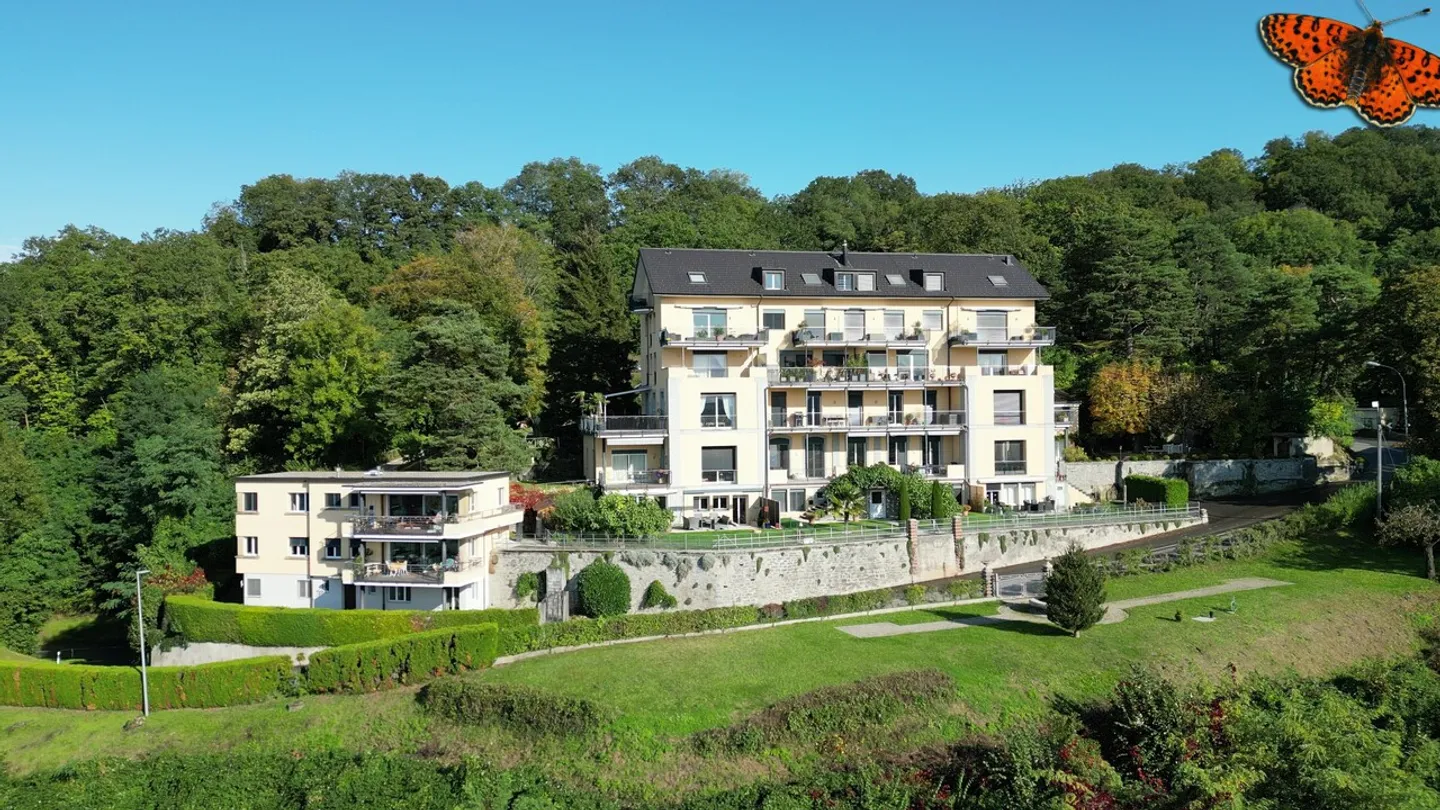 Lumineux 3½ pièces de 117 m² à Châbles avec vue sur le lac ! - Photo 1 sur 15