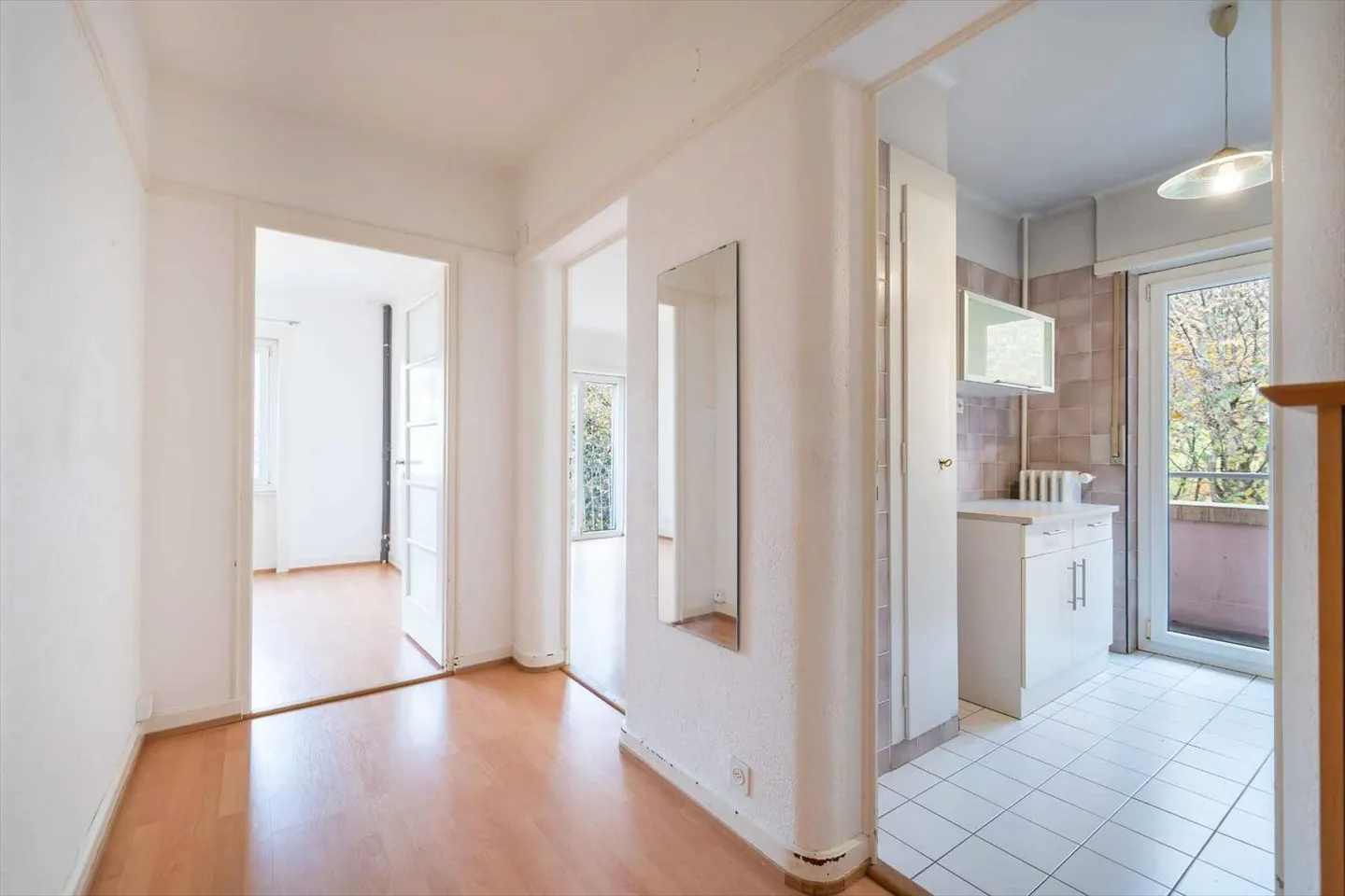 Appartamento 2.5 locali - Foto 3 di 8