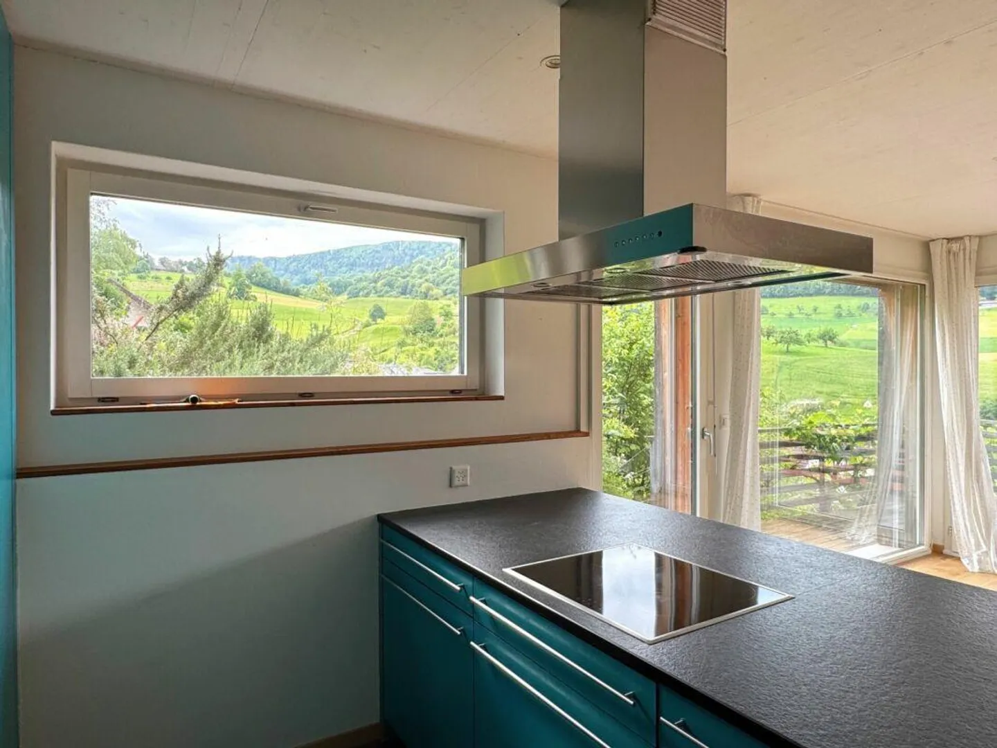 Grosszügige Familienliegenschaft am Sonnenhang von Oberdorf BL - Foto 9 von 23