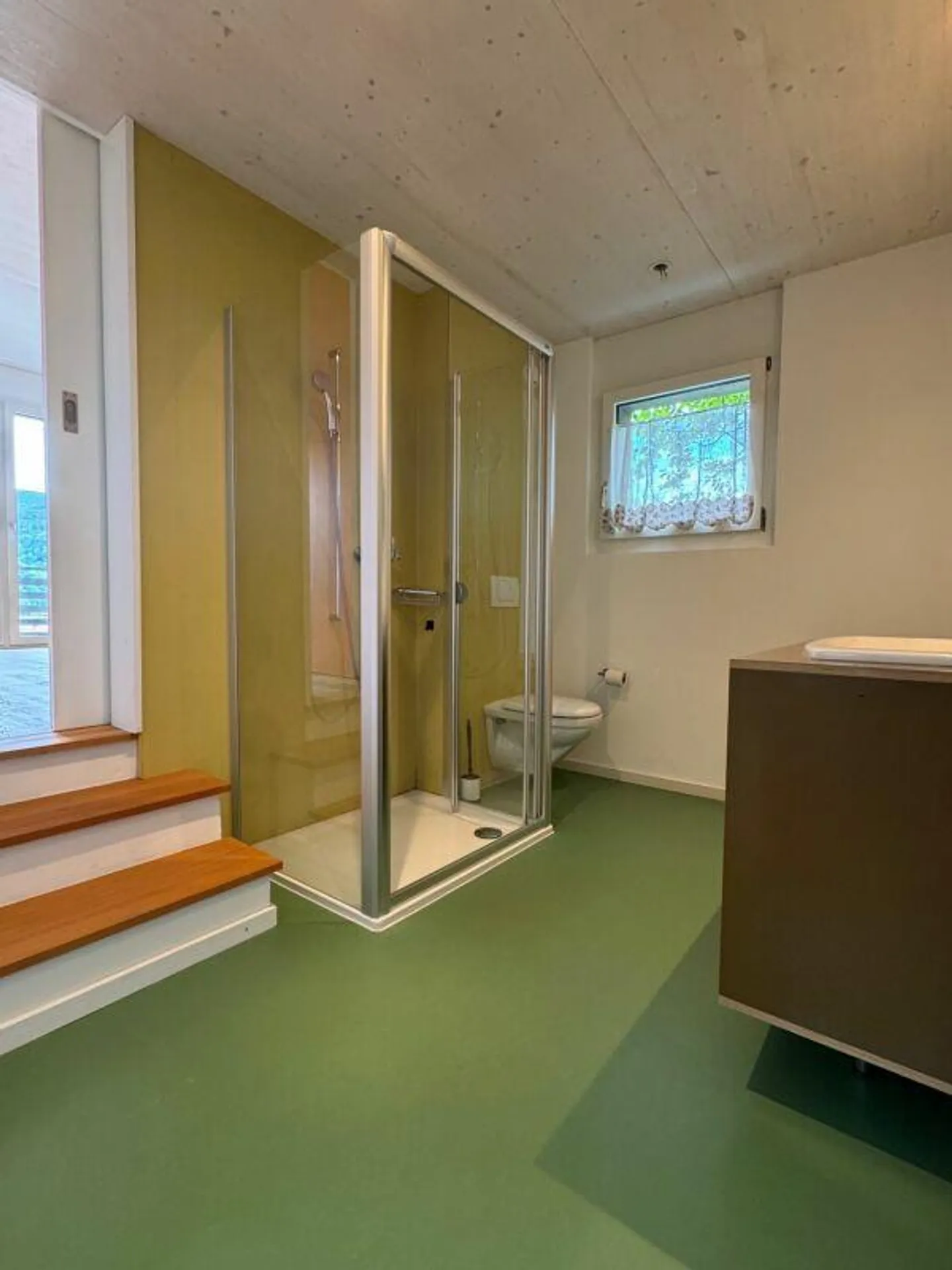 Grosszügige Familienliegenschaft am Sonnenhang von Oberdorf BL - Foto 12 von 23
