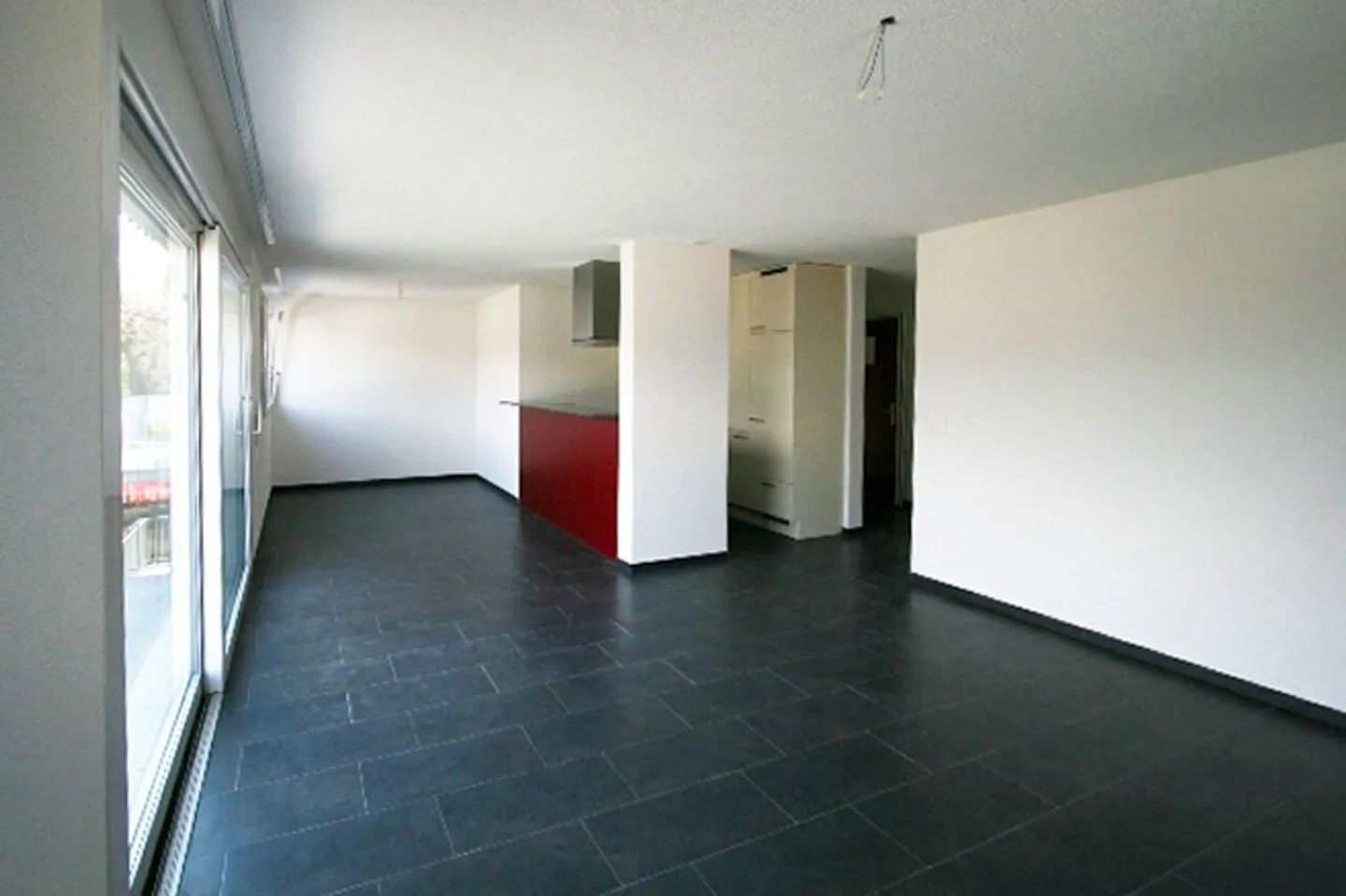 Appartement lumineux de 3,5 pièces avec terrasse et vue ! - Photo 1 sur 7
