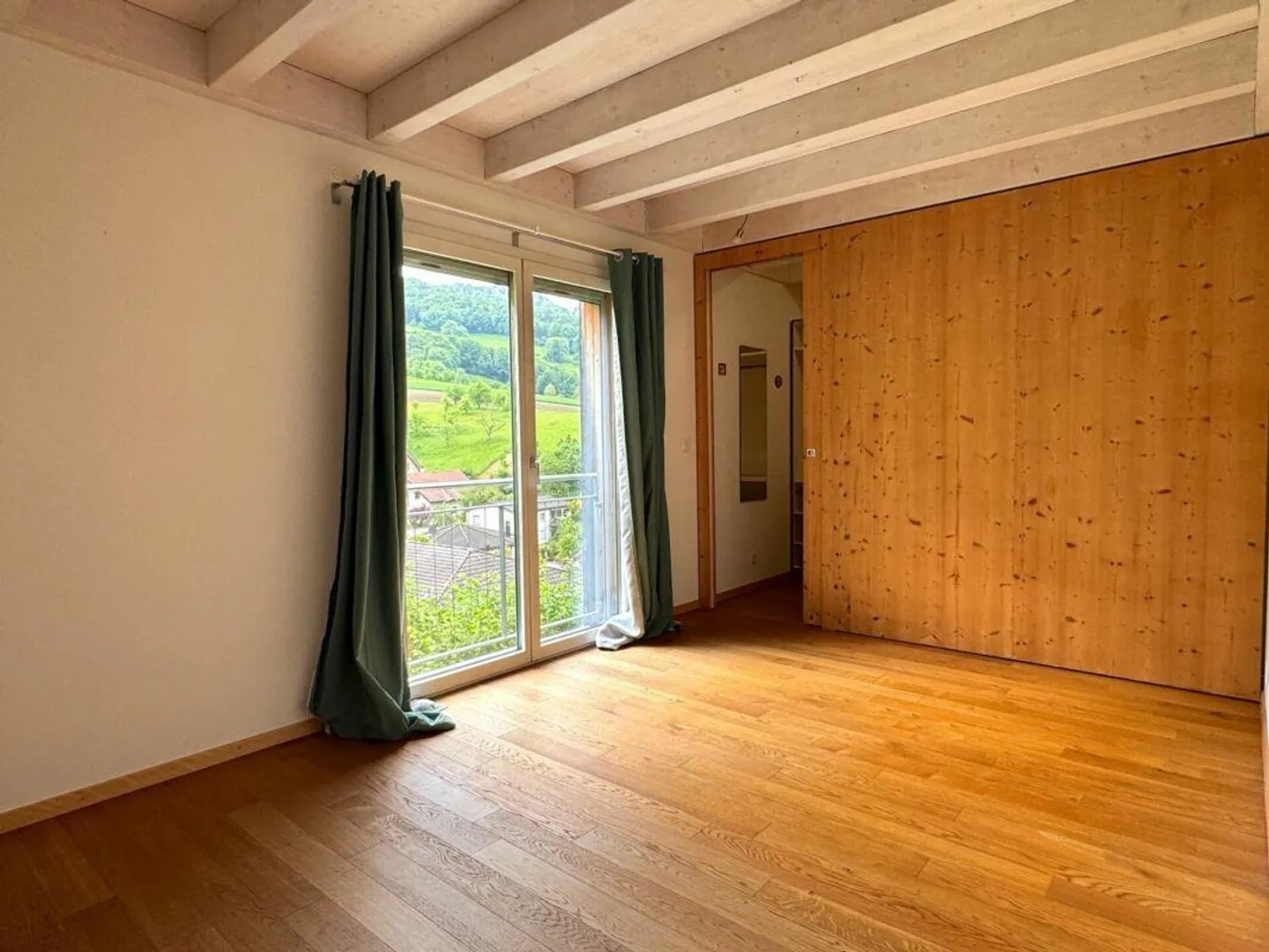 Grosszügige Familienliegenschaft am Sonnenhang von Oberdorf BL - Foto 20 von 23