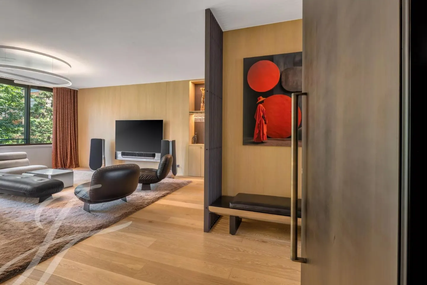6-room apartment - Photo 1 of 13
