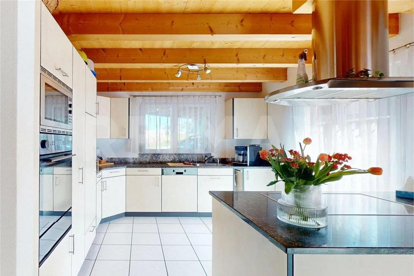 Lichtdurchflutetes 6.5 Zimmer Landhaus im ländlichen Andwil TG - Foto 3 von 13