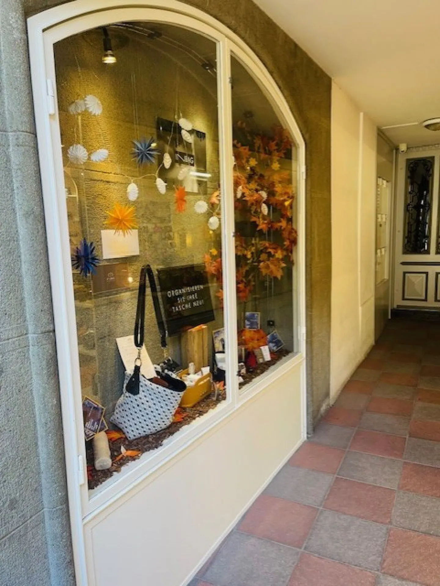 Schöne und grosszügige Ladenräumlichkeit in der Thuner Altstadt - Foto 10 von 10