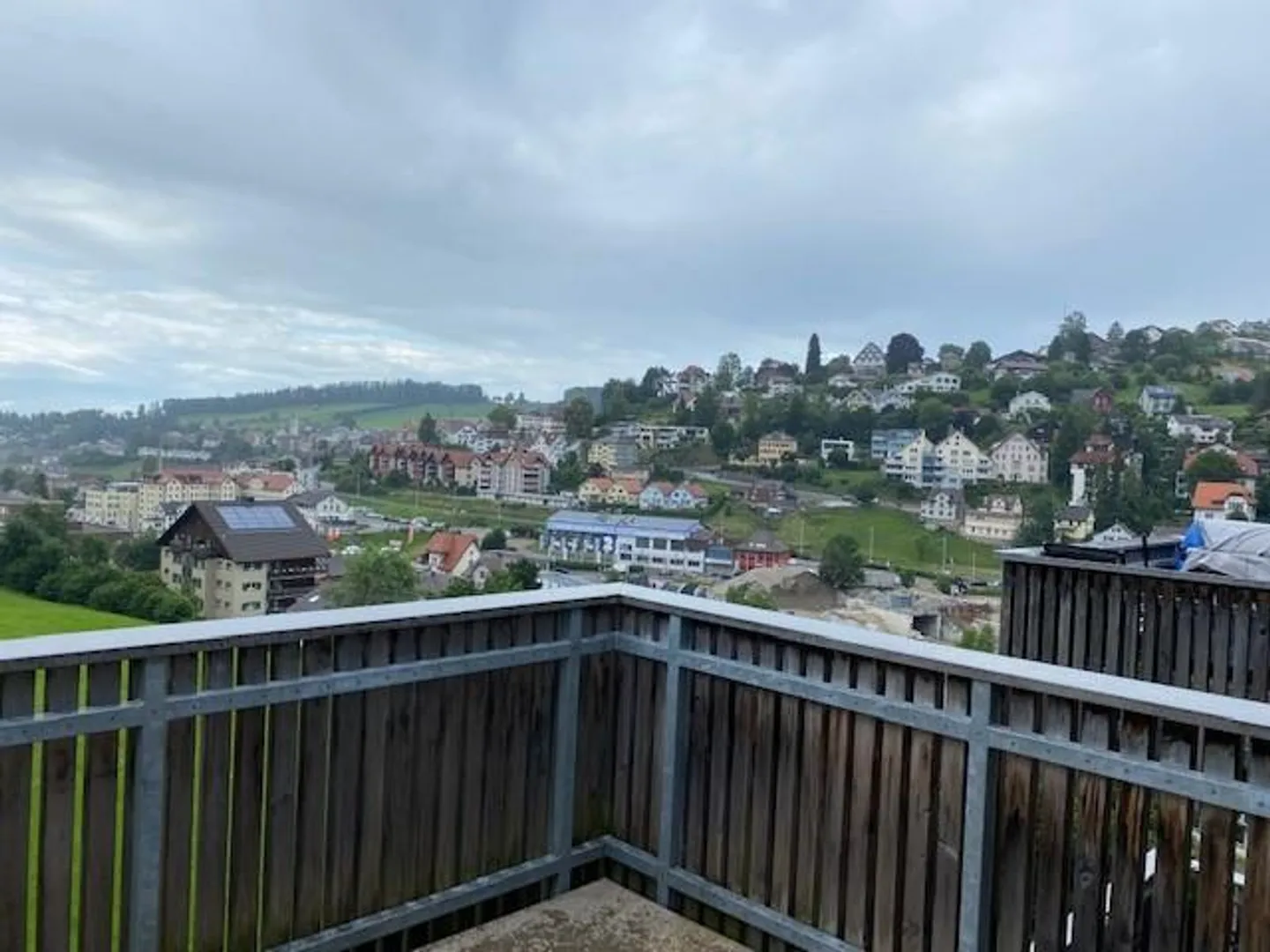 Appartement sous les combles moderne 3.5 à louer à Herisau - Photo 2 sur 5