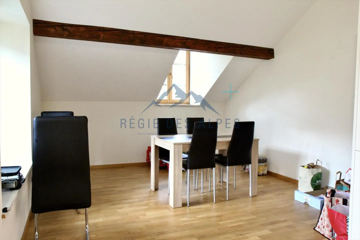 Superbe appartement moderne en attique à Vallorbe ( Lot 11 ) - Photo 2 sur 13
