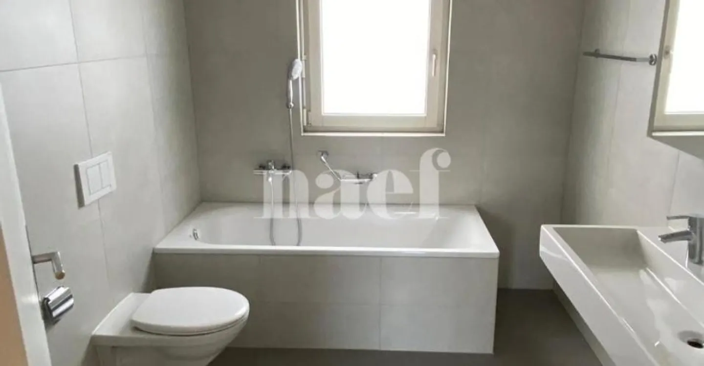 Geräumige Wohnung mit Balkon - Foto 1 von 10