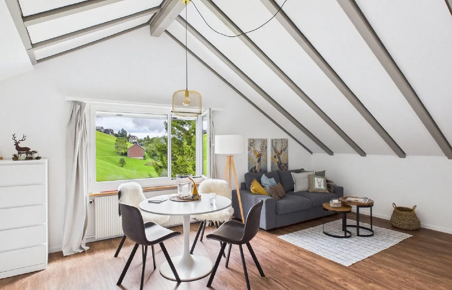 Charmante möblierte 1.5-Zimmerwohnung im Grünen - Photo 1 of 5