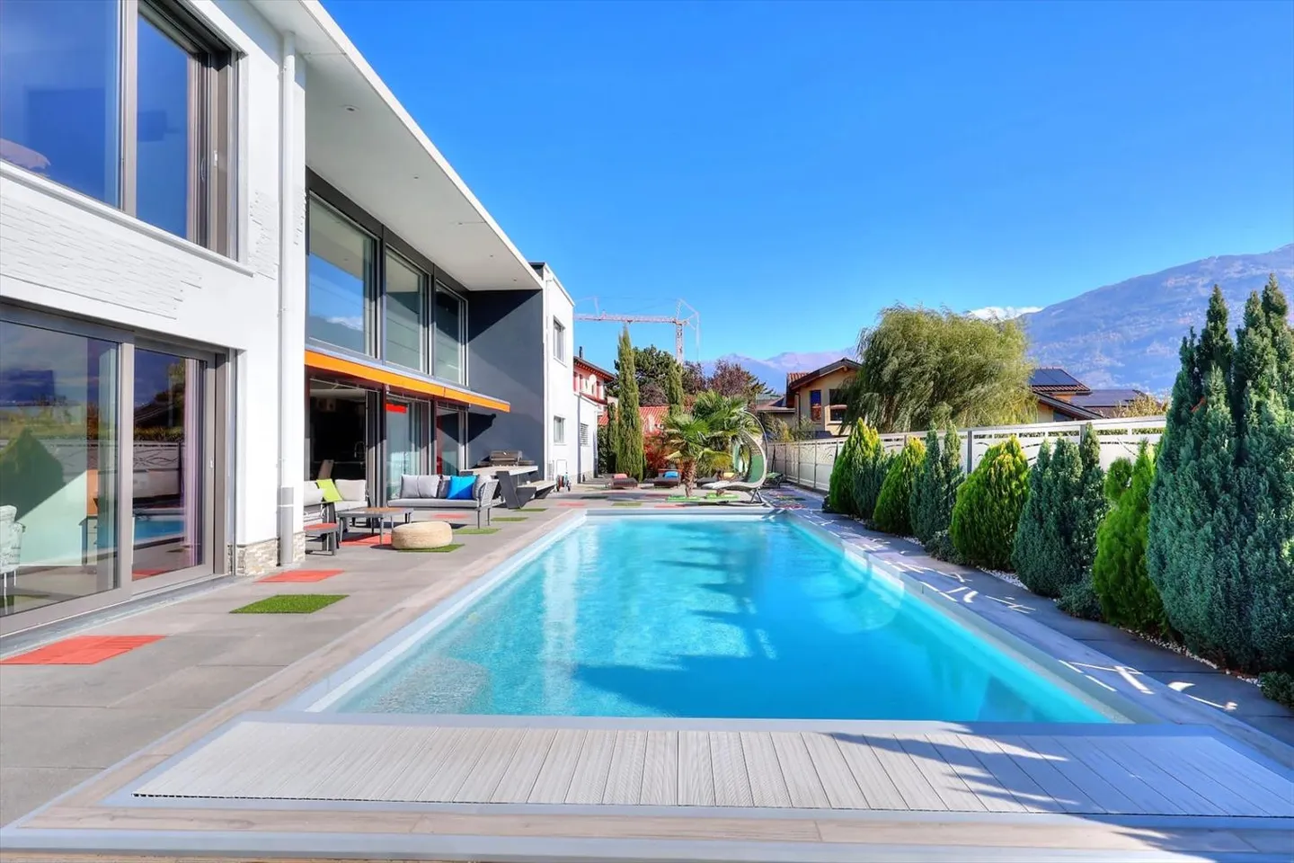 Villa prestigieuse avec 6,5 pièces, piscine et ascenseur - Photo 10 sur 10