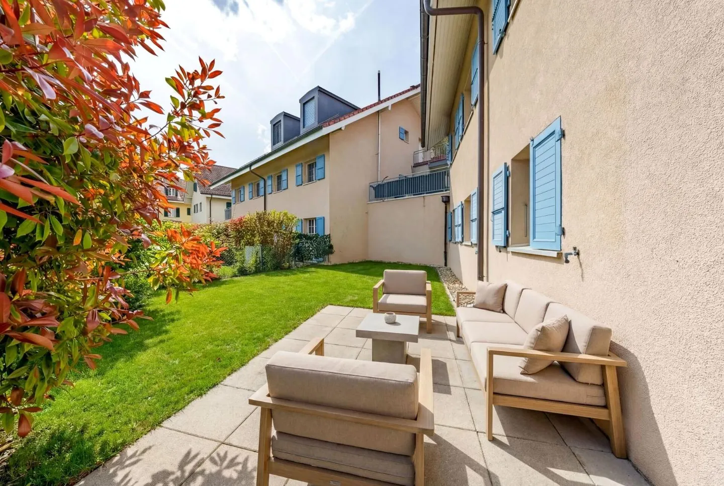 Spacious Apartment with Garden - Photo 12 of 13