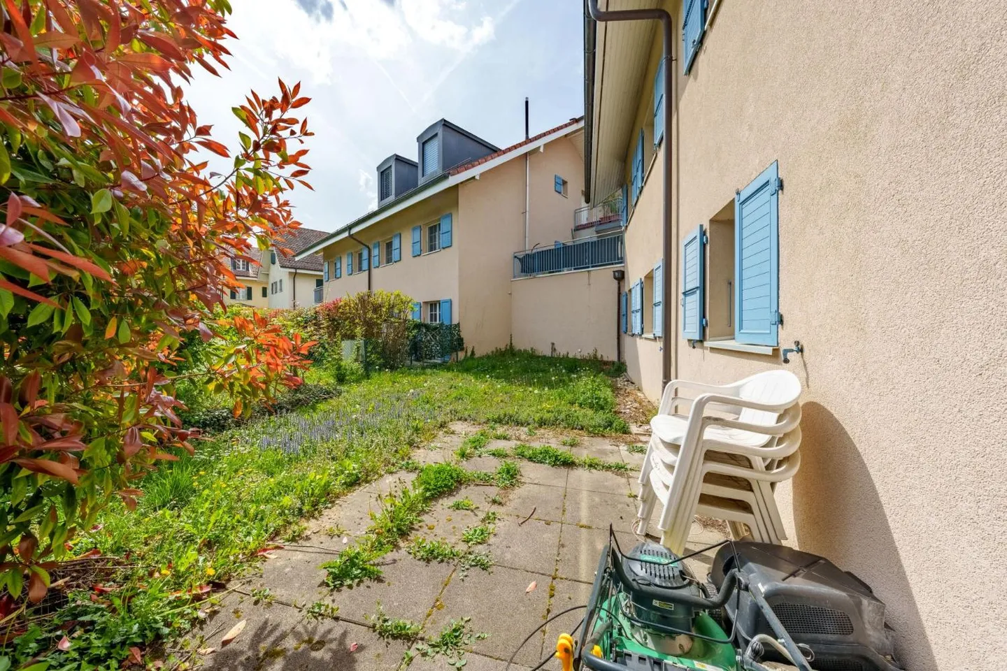 Spacious Apartment with Garden - Photo 13 of 13
