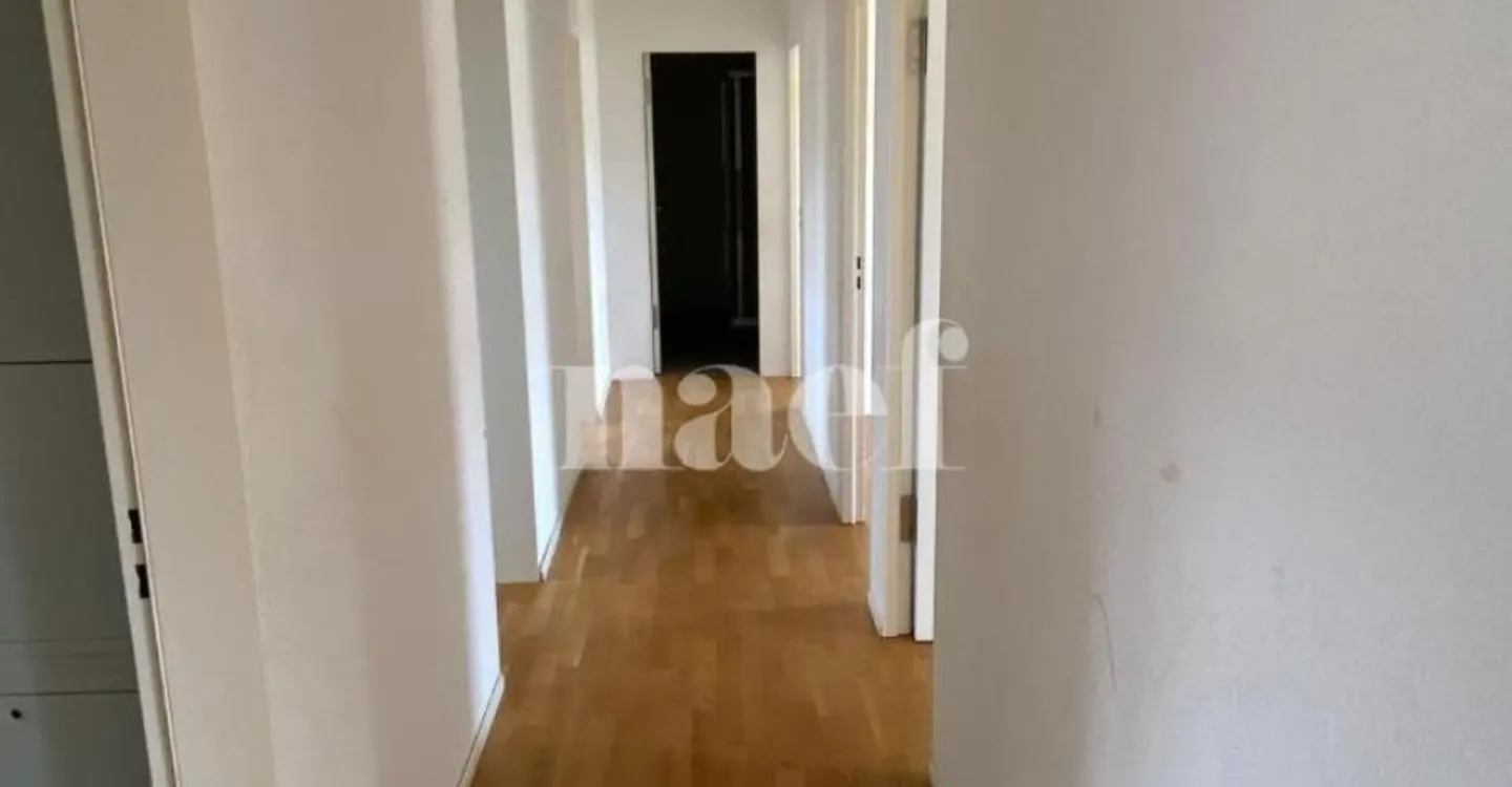 Geräumige Wohnung mit Balkon - Foto 5 von 10
