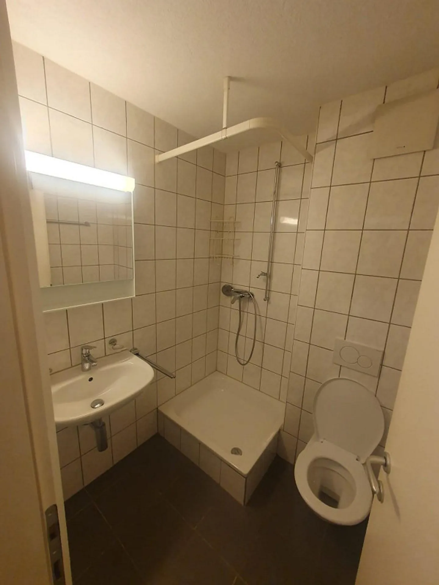 Appartement 1 pièce confortable sur la rue Elsässer à Bâle - Photo 4 sur 5