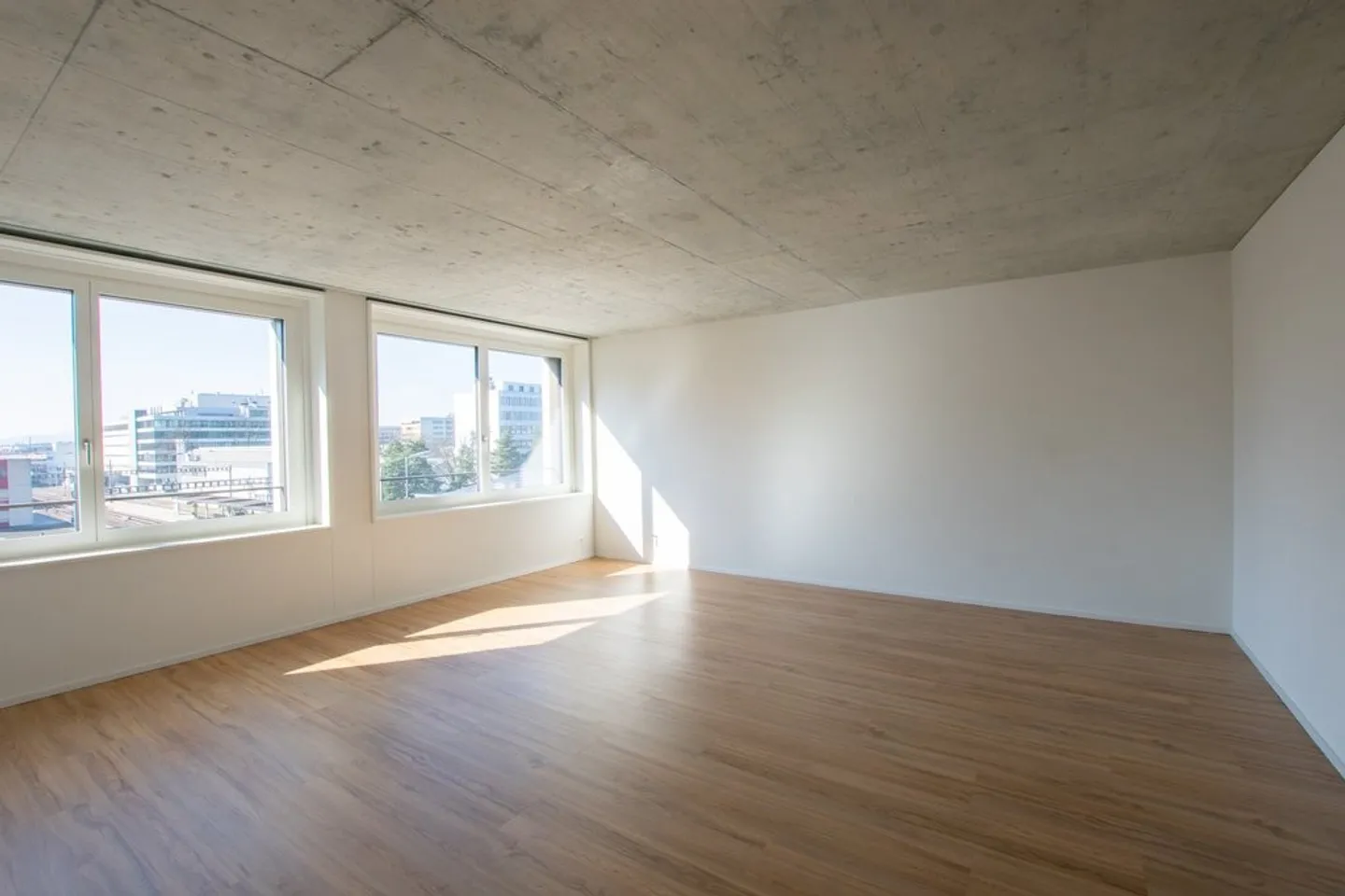 Appartamento in affitto - Foto 3 di 8