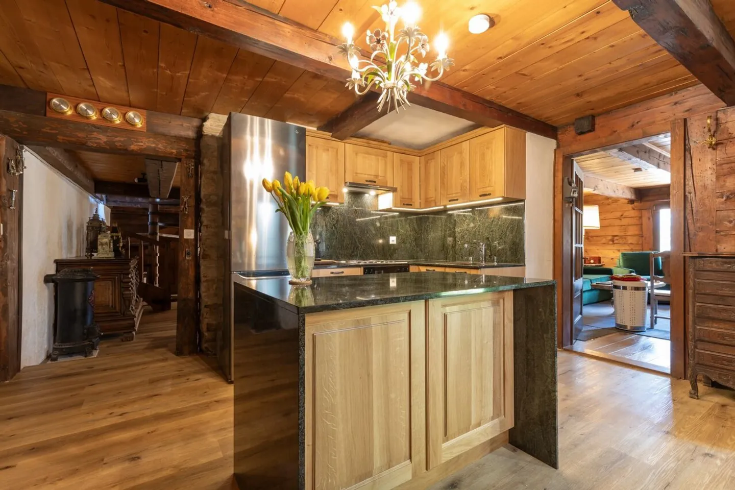 Authentic chalet in the heart of nature - Photo 4 of 12