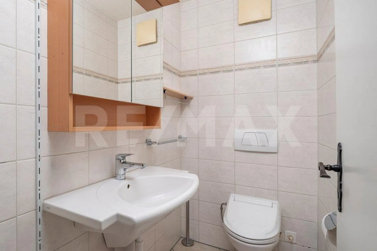 Charming 412 Room Garden Apartment in Buchs (AG) – Your New Home with Comfort Guarantee. - Photo 12 of 13