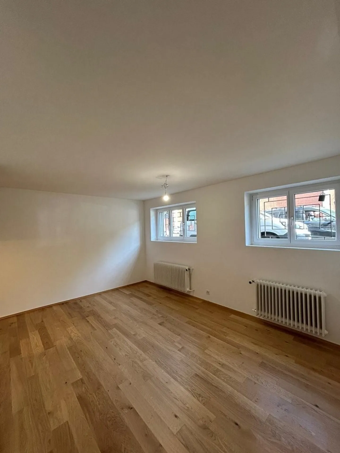 Freshly renovated studio apartments for rent - Photo 8 of 9