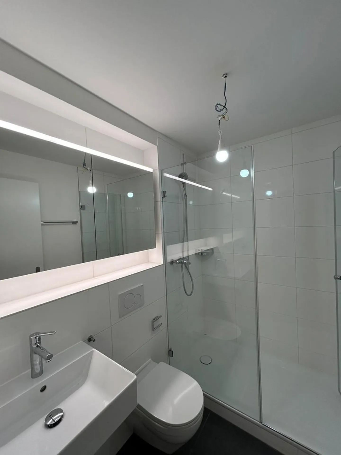 Freshly renovated studio apartments for rent - Photo 2 of 9