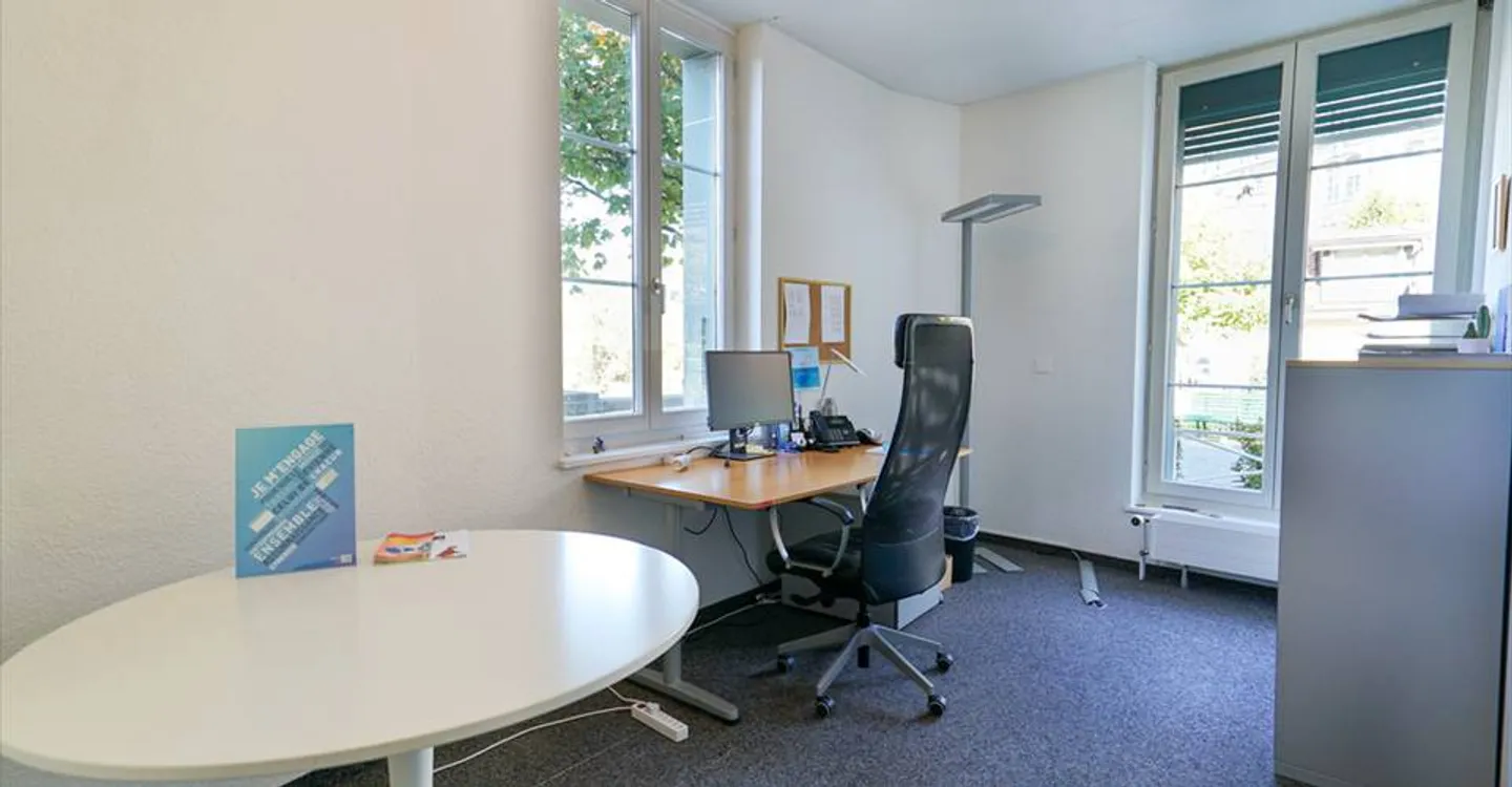 Bureau à louer - Photo 2 sur 10