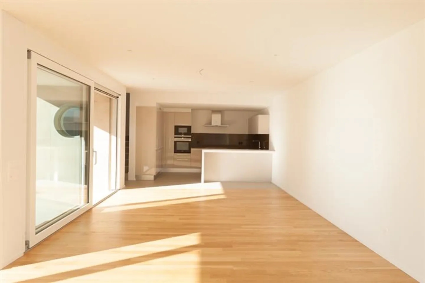 Lakeside Luxury Apartment - Photo 1 of 1