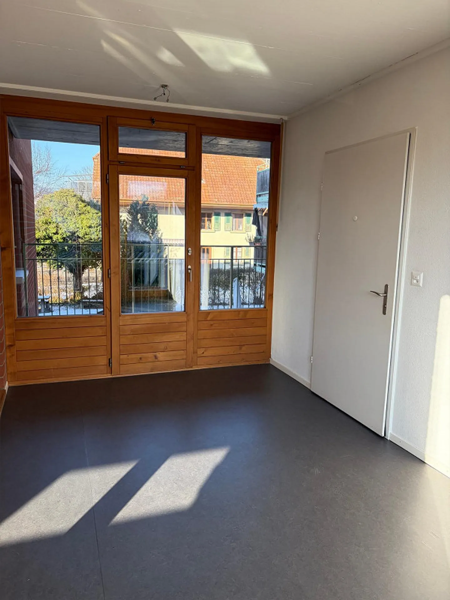 Attractive 5.5-room apartment in Murten - quietly located and well connected - Photo 4 of 13