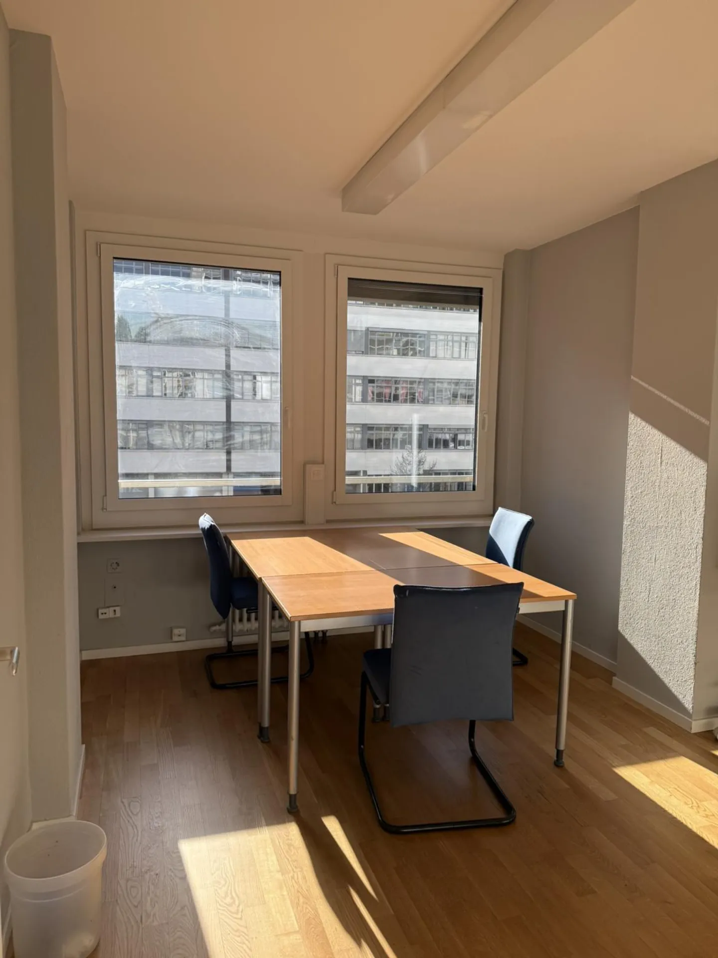 Your new office in Acacias, in the heart of the PAV - Photo 3 of 8