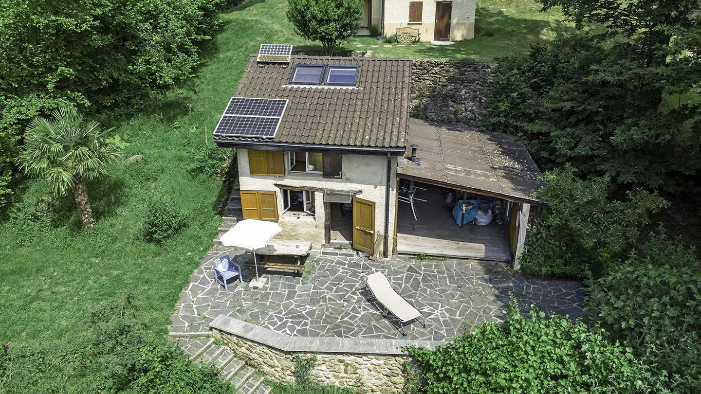 Charmante Rustico befindet sich in Scareglia, im Val Colla. Lugano - Foto 6 von 27