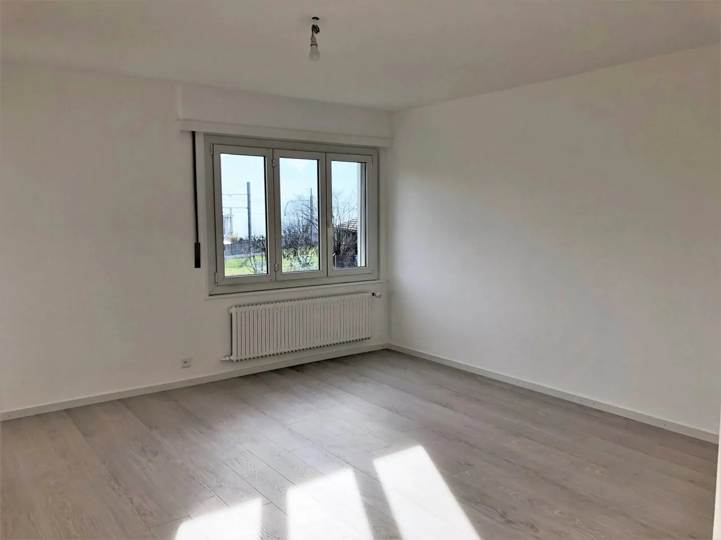 Bel appartamento luminoso di 3 locali a St-Légier - Foto 4 di 12