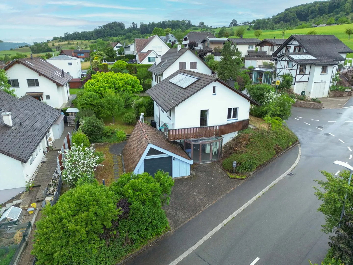 Charmantes Zuhause mit Potenzial an erhöhter Lage - Photo 1 sur 9