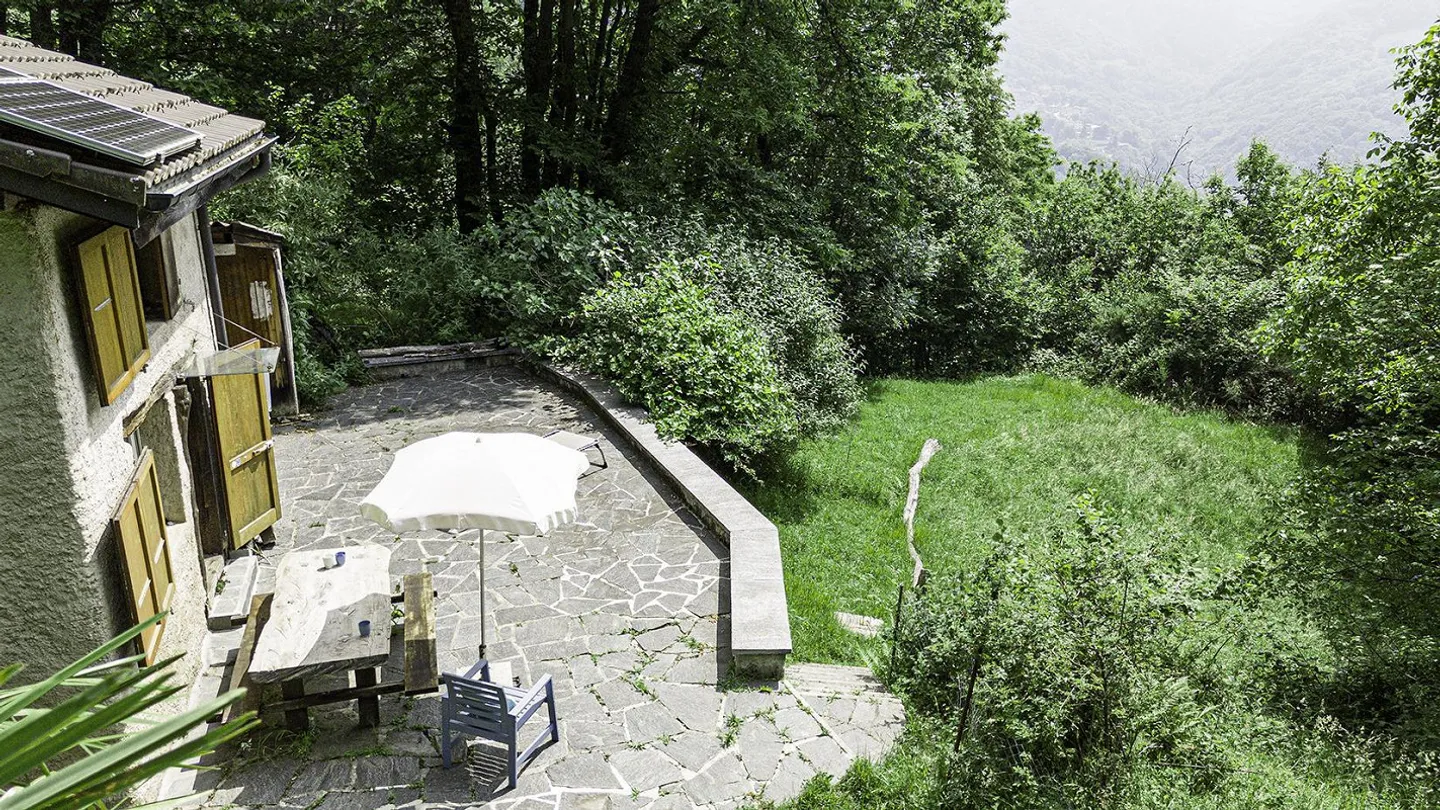 Charmante Rustico befindet sich in Scareglia, im Val Colla. Lugano - Foto 7 von 27