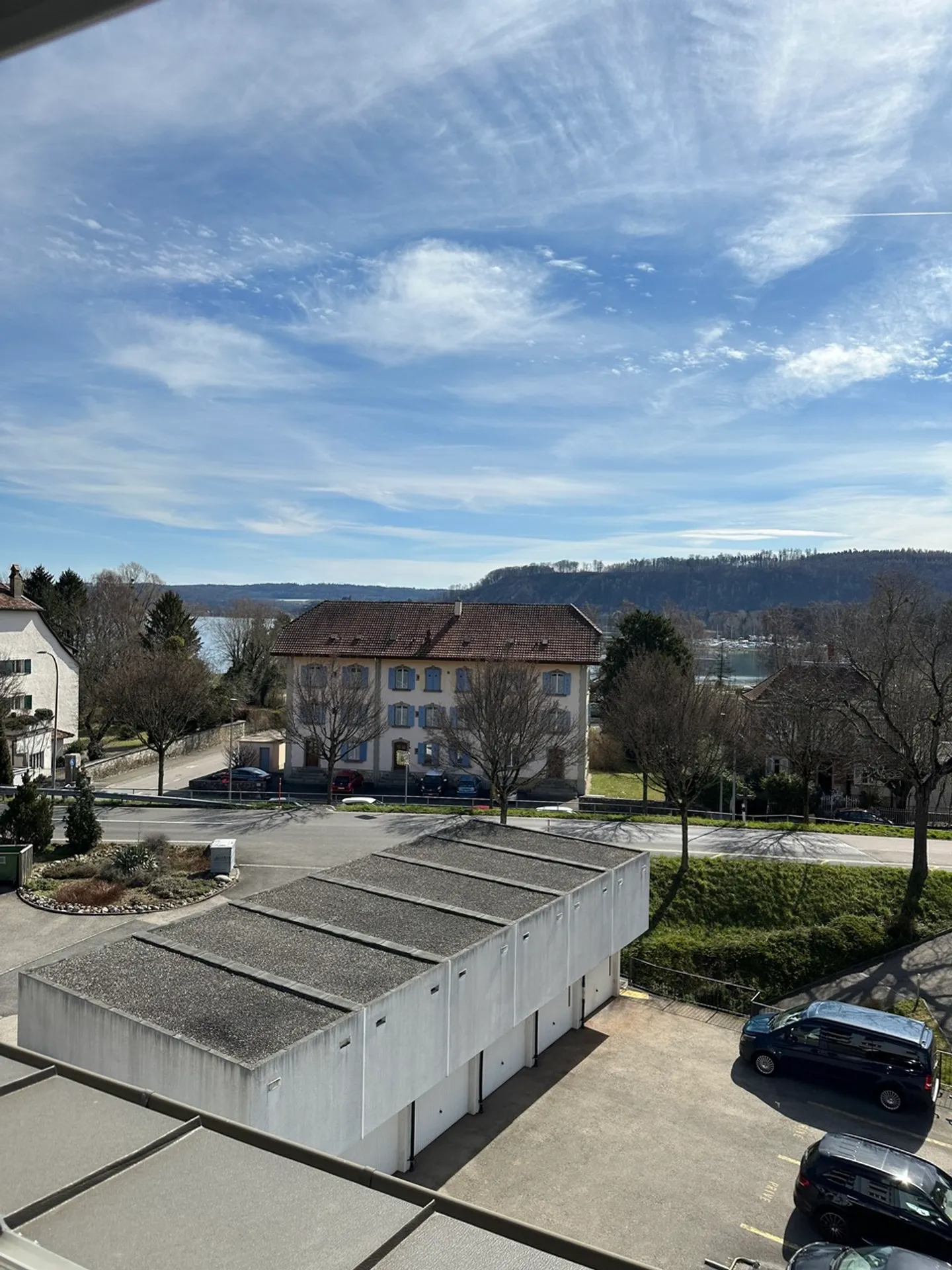 À vendre Attique 3.5 pièces près de toutes les commodités Le Landeron - Photo 1 sur 8